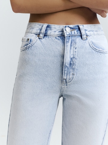Pull&Bear Regular Jeans in Blue