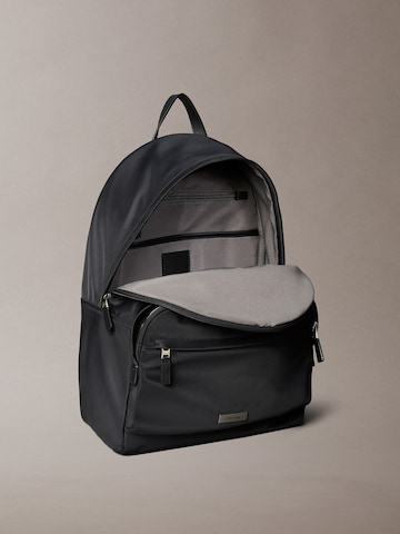 Calvin Klein - Mochila en negro