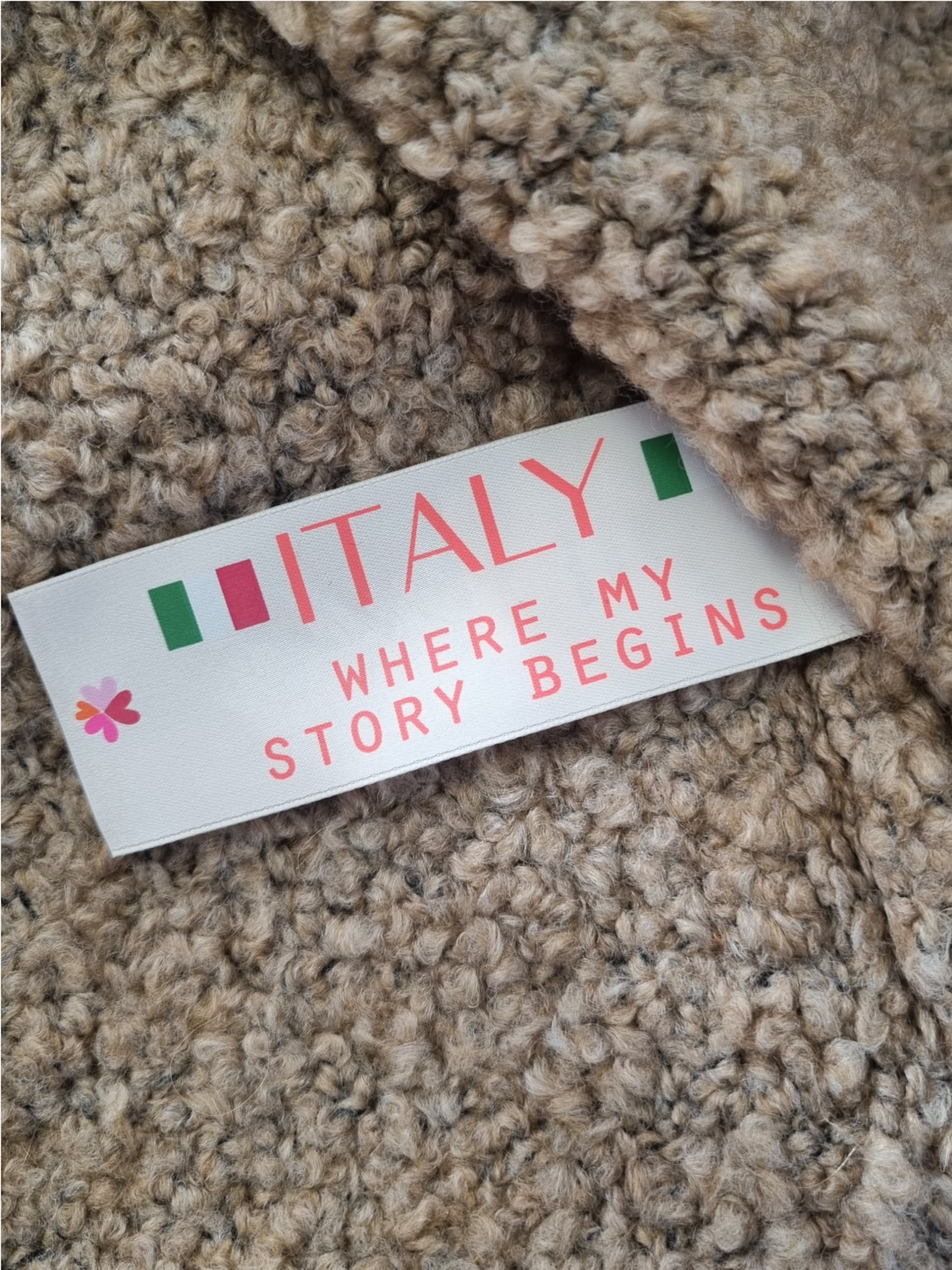 LIKS. Munich Knitted Vest 'Keep the feeling' in Beige