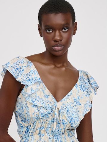 Influencer Šaty 'Sky floral' – modrá