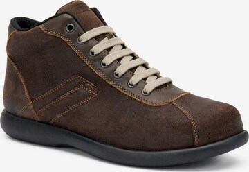 Boots stringati 'Polacchina' di FRAU Verona in marrone: frontale