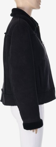 Mauritius Jacket & Coat in XL in Black