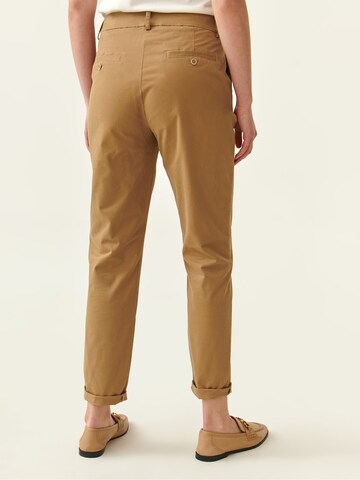 Slimfit Pantaloni chino 'Misa' di TATUUM in beige