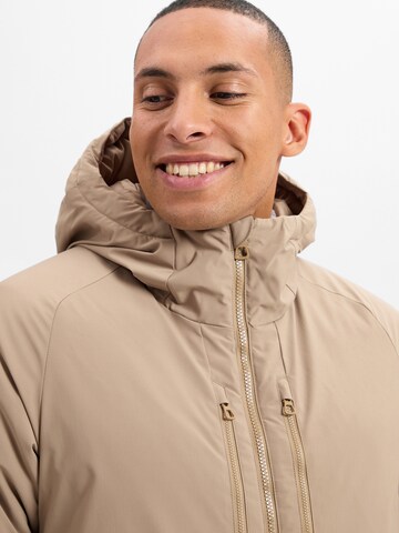 Nils Sundström Tussenjas in Beige