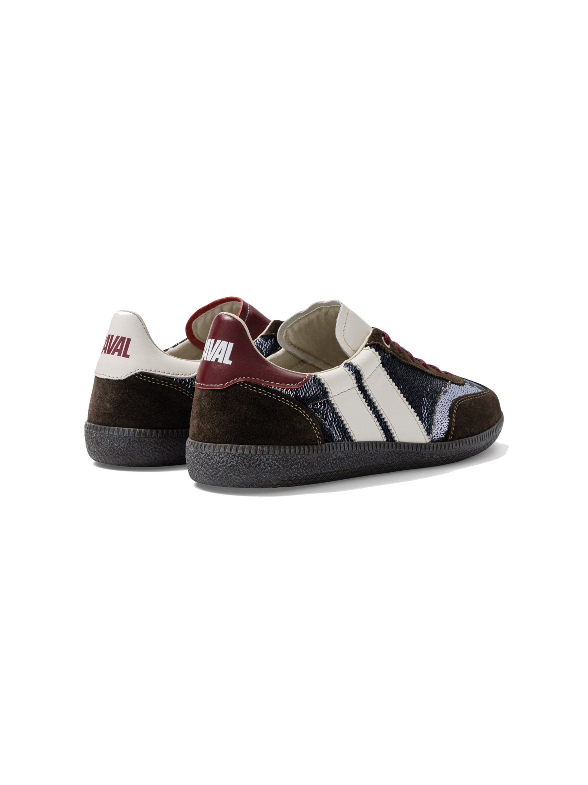 Caval Platform trainers 'Pulse' in Brown