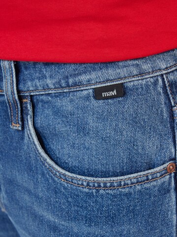 Mavi Regular Jeans 'James' in Blauw