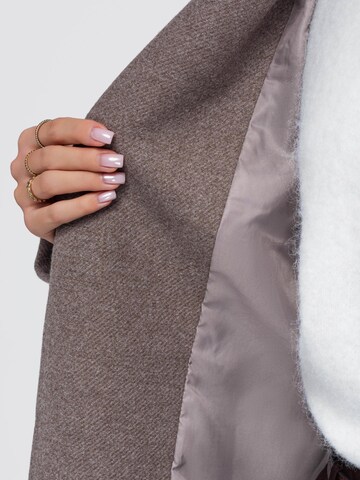 Cappotto di mezza stagione di Ombre in marrone