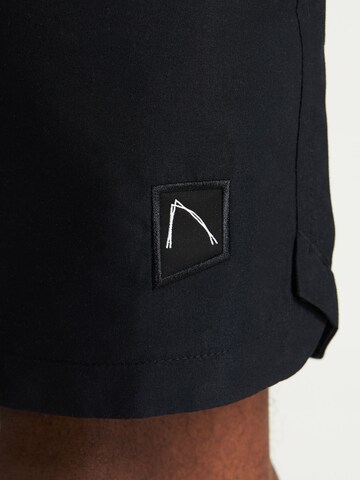 Shorts de bain 'Soll' CHASIN' en noir