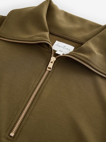 Next Top in Green