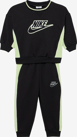 juoda Nike Sportswear Treningas: priekis