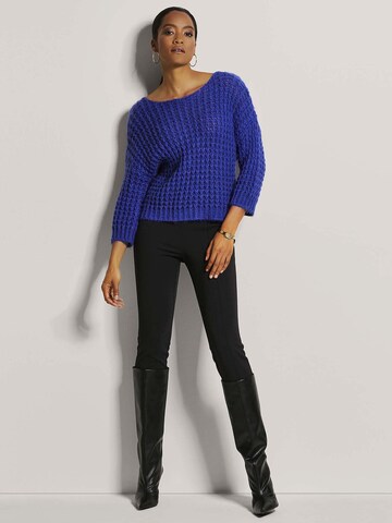 MADELEINE Pullover in Blau