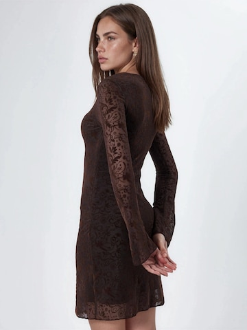 Robe Qu Style en marron