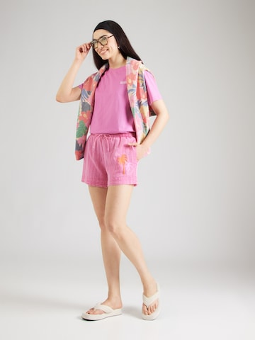 RIP CURL Широка кройка Панталон 'HOTEL MALIBU' в розово