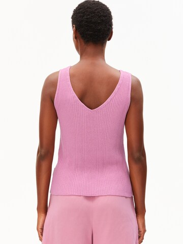 Haut ARMEDANGELS en rose