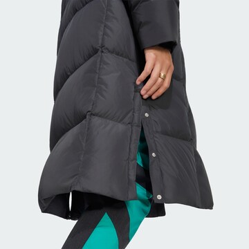 ADIDAS PERFORMANCE - Abrigo de invierno 'FC Liverpool EQT' en negro