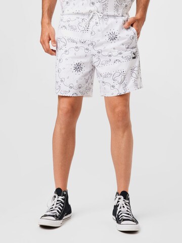 PUMA Regular Shorts in Weiß: predná strana