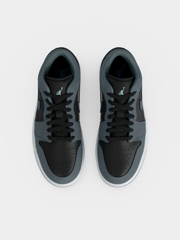Jordan Sneaker 'AIR JORDAN 1' in Grau