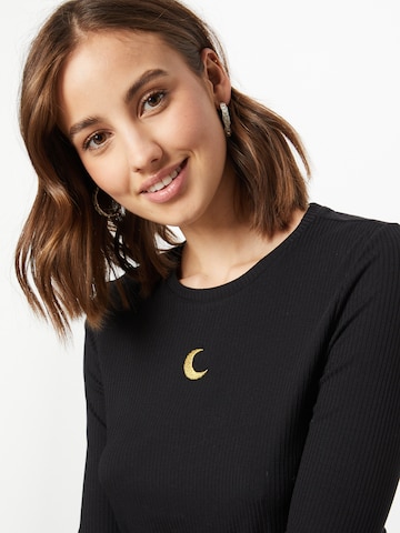 VERO MODA - Camiseta 'DORI' en negro