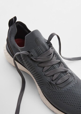MANGO MAN Sneaker 'travel1' in Grau
