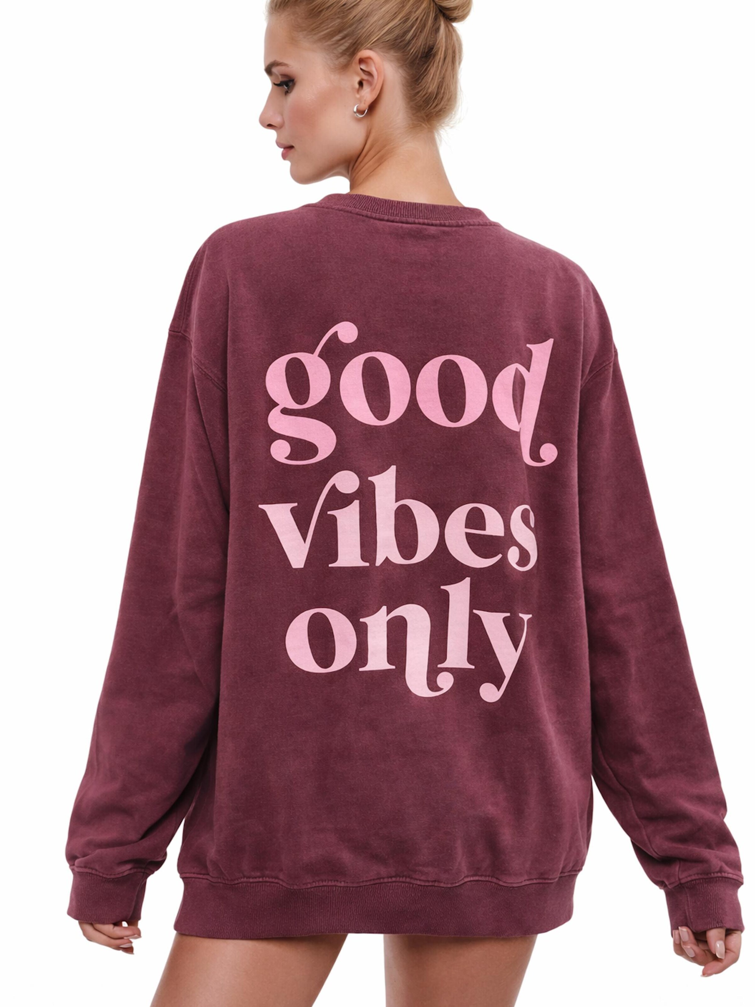 Worldclassca Sweatshirt in Red