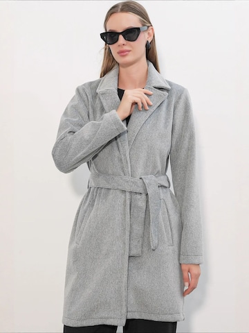 Cappotto di mezza stagione 'Mäntel' di Bigdart in grigio