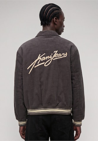 Karl Kani Between-season jacket in Brown: front