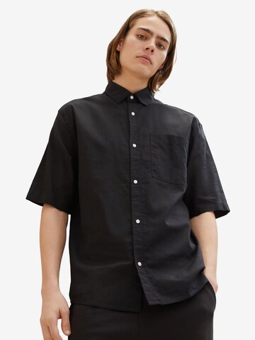 TOM TAILOR DENIM Comfort fit Button Up Shirt in Black: front