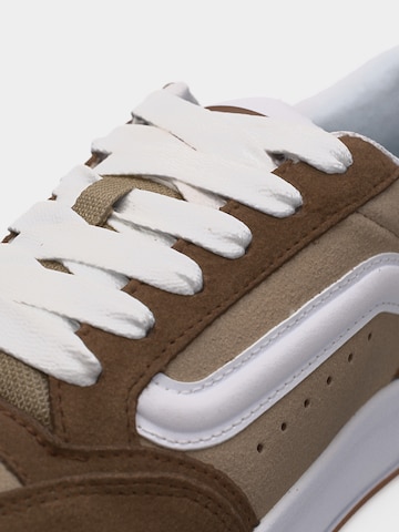 VANS Sneakers 'Hylane' in Brown