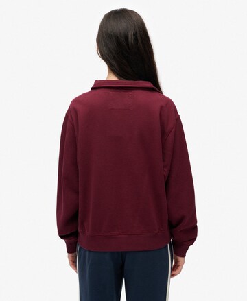 Sweat-shirt 'Essentials' Superdry en rouge