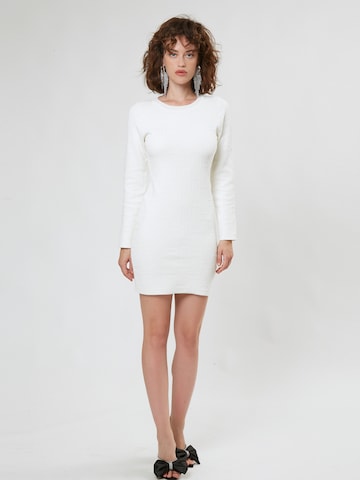 Influencer Knitted dress in White
