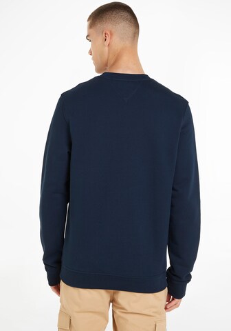 Tommy Jeans Plus Sweatshirt in Blue