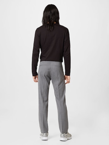 regular Pantaloni con pieghe 'LEEK' di DRYKORN in grigio