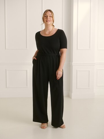 Guido Maria Kretschmer Curvy Jumpsuit 'Jessa' in Schwarz