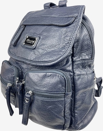 Kumixi Backpack in Blue: front