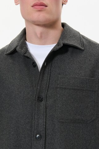 Veste mi-saison 'Cracow' Matinique en gris