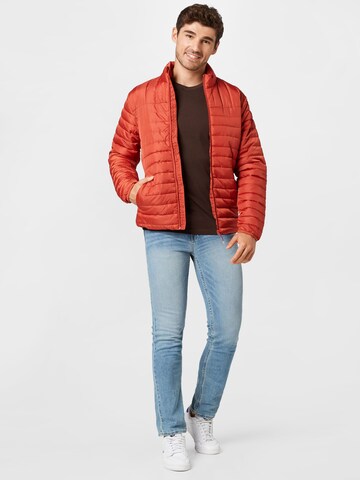 ruda JACK & JONES Priglundantis modelis Marškinėliai