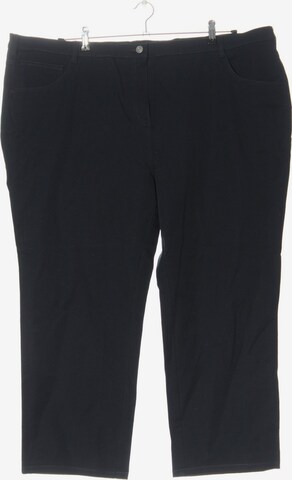 Paola! Pants in 8XL in Black: front