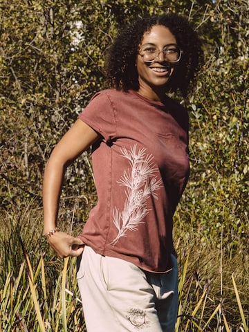 Life-Tree Shirt 'Shirt "Fairwear Orgnic" Pine Branch' in Red