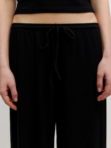 Wide Leg Pantalon 'Sanya' EDITED en noir