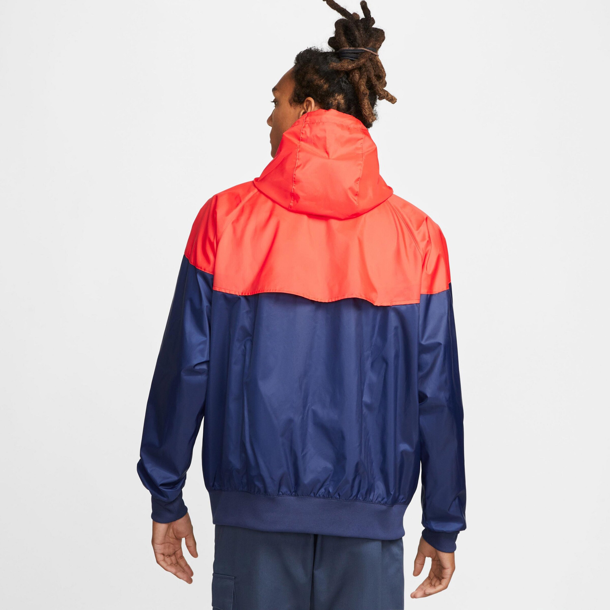 Blue and orange nike windbreaker deals