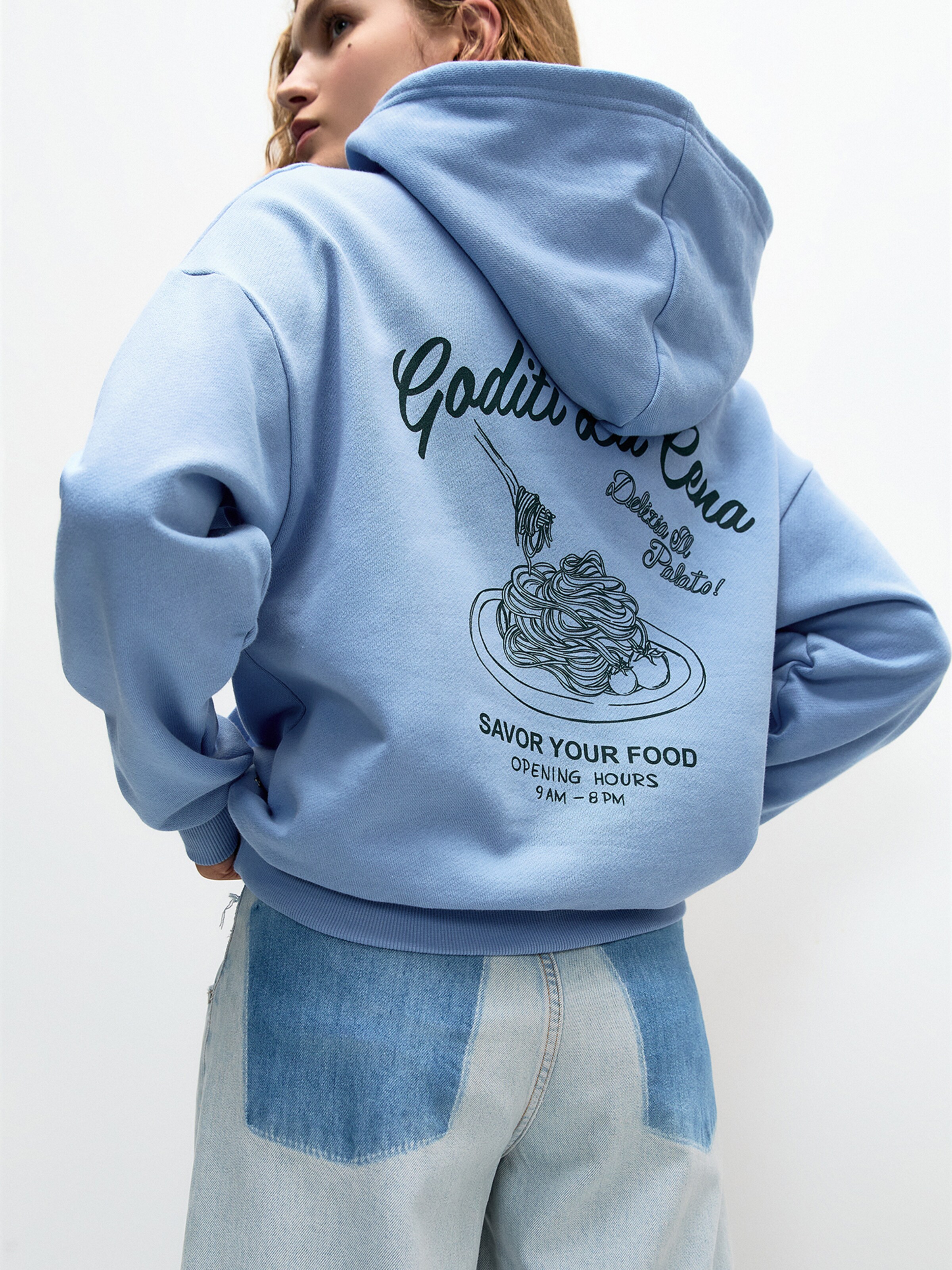 Pull Bear Sweatshirt in Sky Blue ABOUT YOU