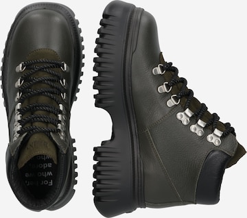 BRONX - Botines con cordones 'Mount' en verde