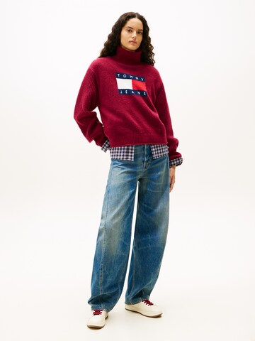 Tommy Jeans Sweater in Purple