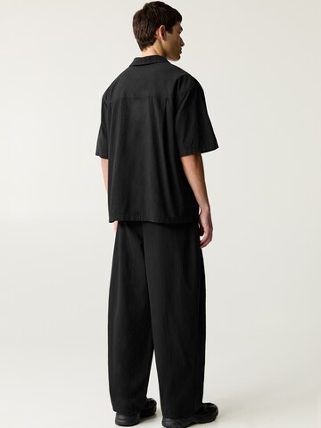 Comfort Fit Cămașă de la Pull&Bear pe negru