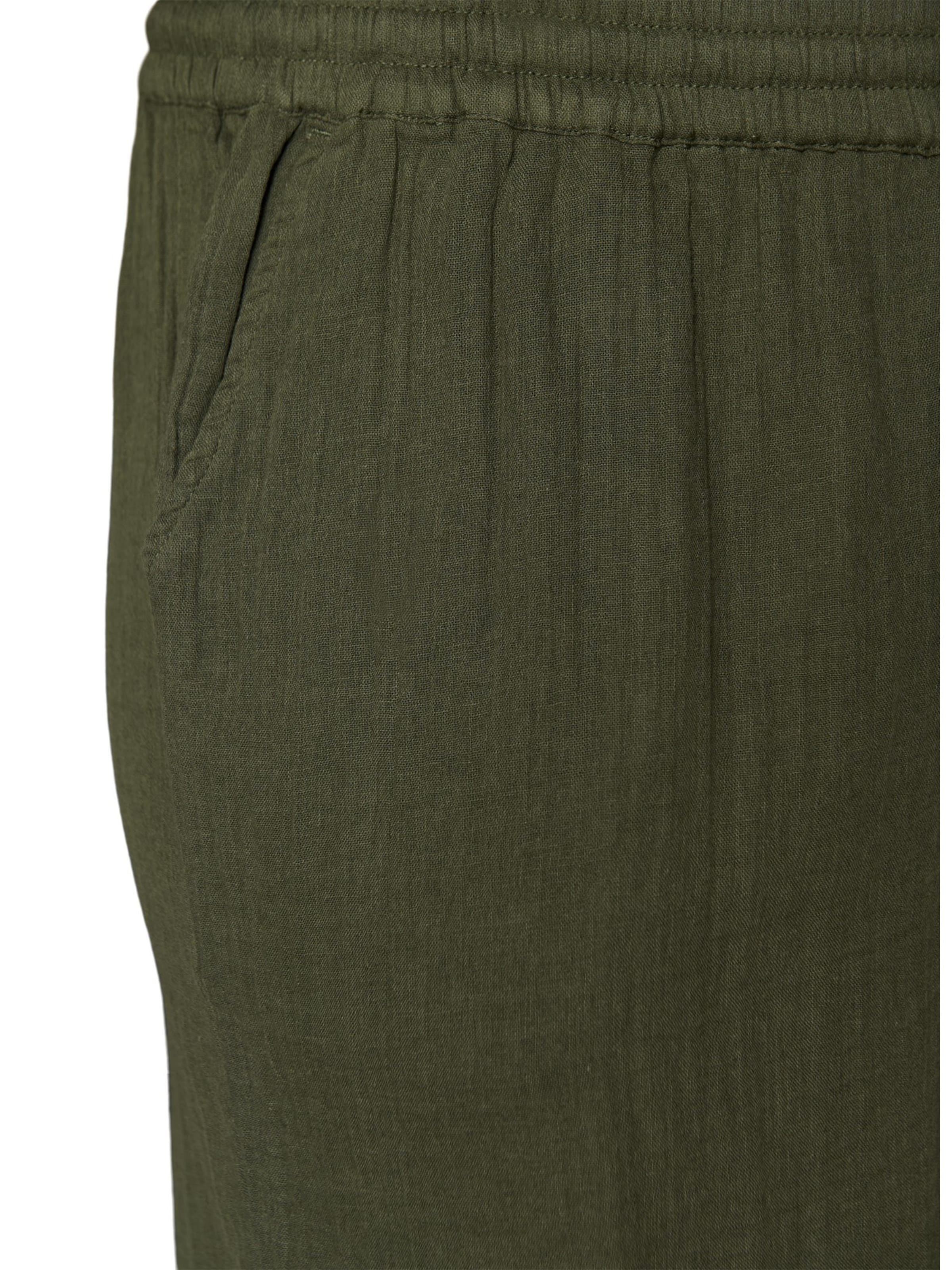 Zizzi Loosefit Shorts 'Ivu' in Grün