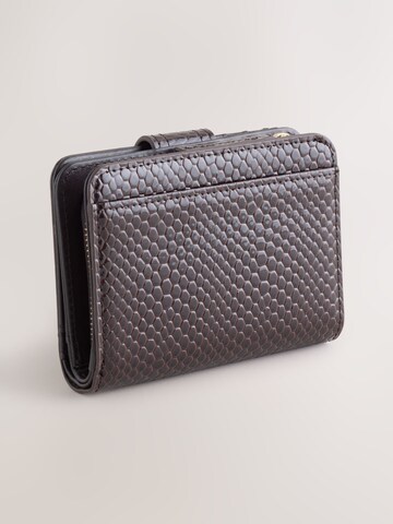 Next Πορτοφόλι σε καφέ