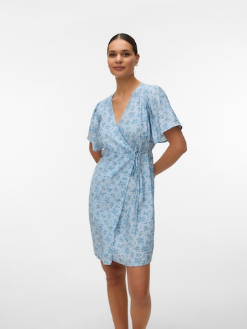 Robe d’été 'VMMJosie' Vero Moda Maternity en bleu