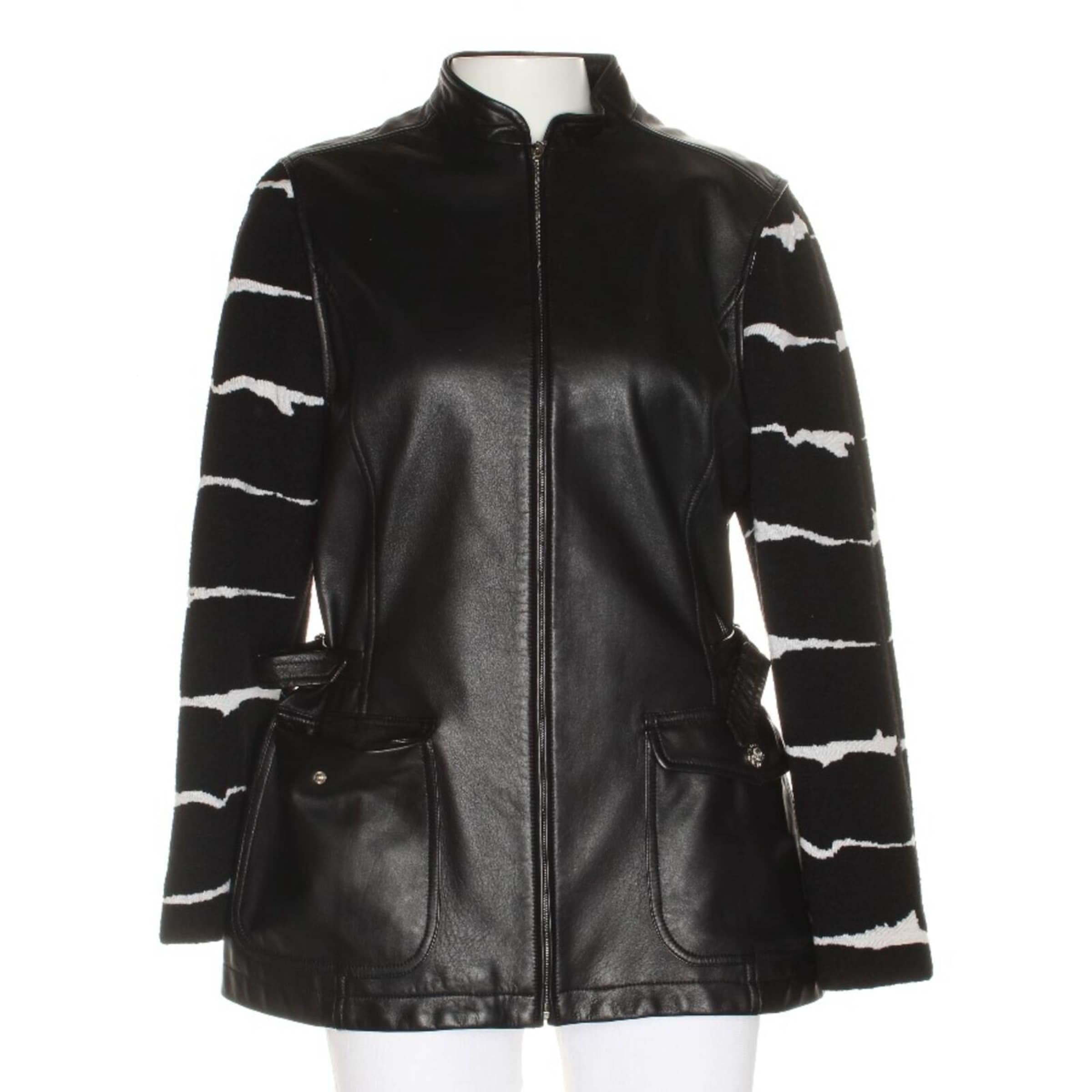 ESCADA Jacket & Coat in M in Black: front