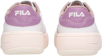 Baskets basses FILA en blanc