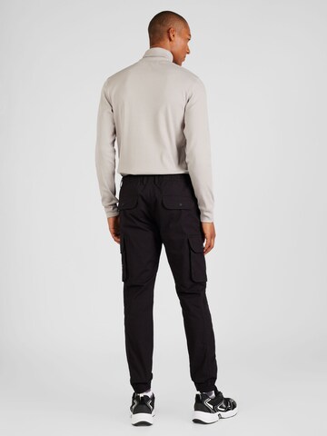 Calvin Klein Jeans - Skinny Calças cargo em preto